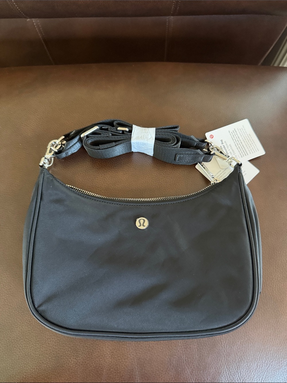 lululemon athletica city essential small Shoulder Bag with Silver Hardware 3L
